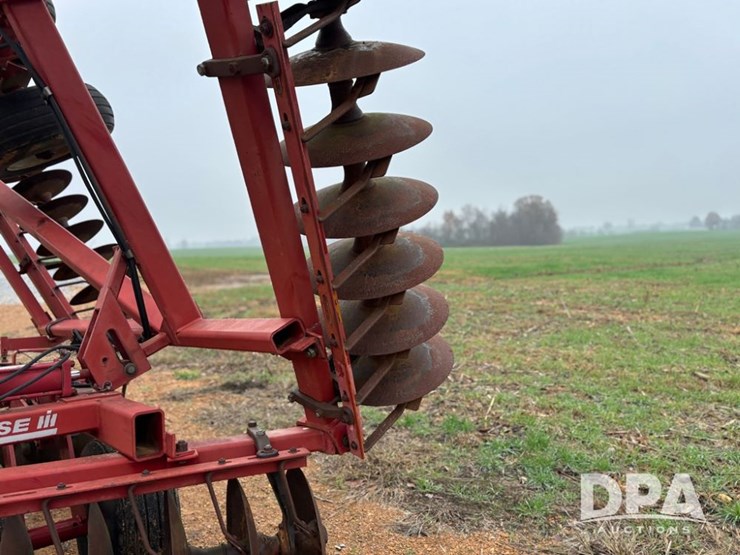 case-ih-3950-image-25