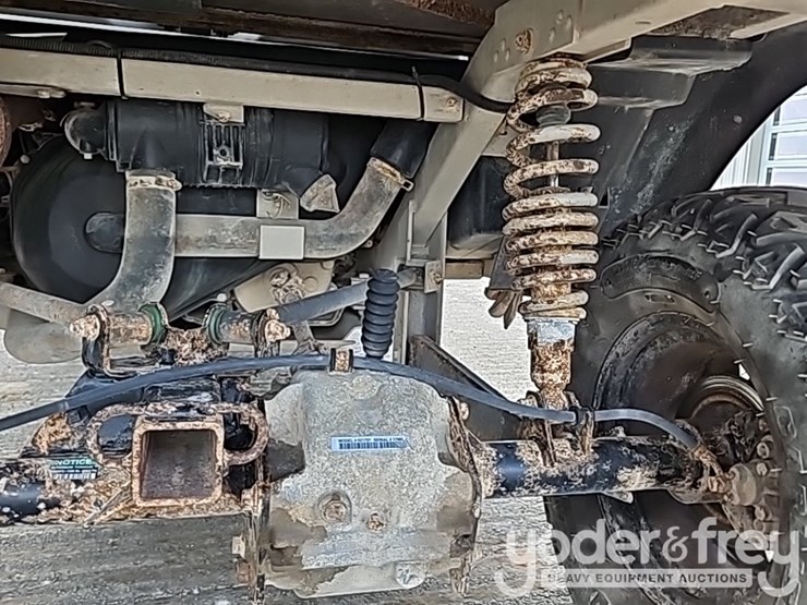 2019-club-car-carryall-1700-image-20