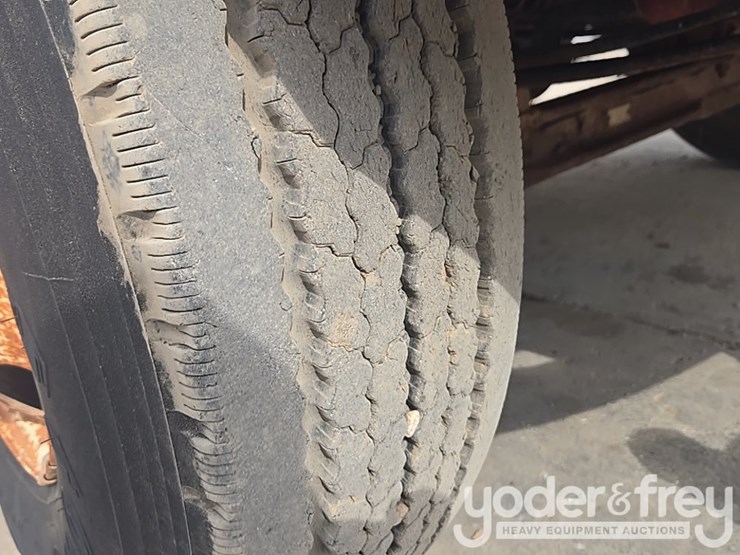 2015-international-4300-sba-image-43