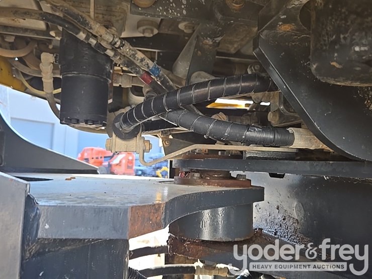 2018-komatsu-wa200-8-image-61