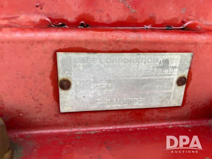 case-ih-3950-image-33
