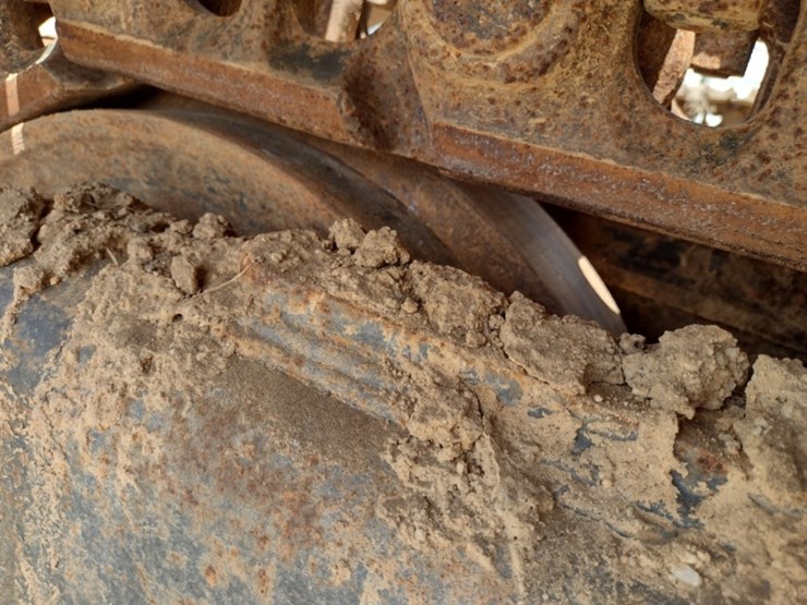 22-case-cx350d-image-16