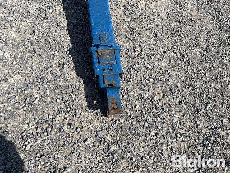 willmar-300-bushel-gravity-wagon-image-17