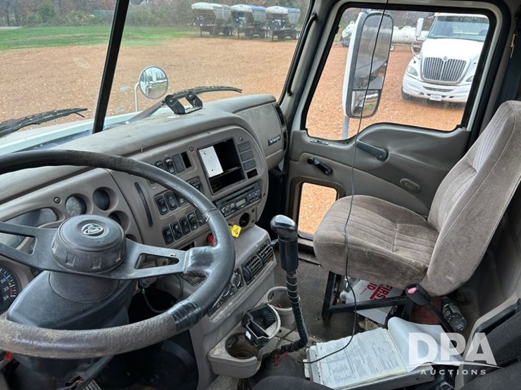 2006-mack-cxn613-vision-liquid-tender-truck-(pz14209,-unit-27926)-image-19