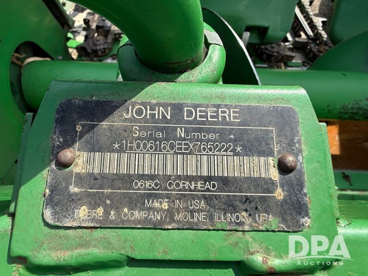 2014-john-deere-616c-image-33
