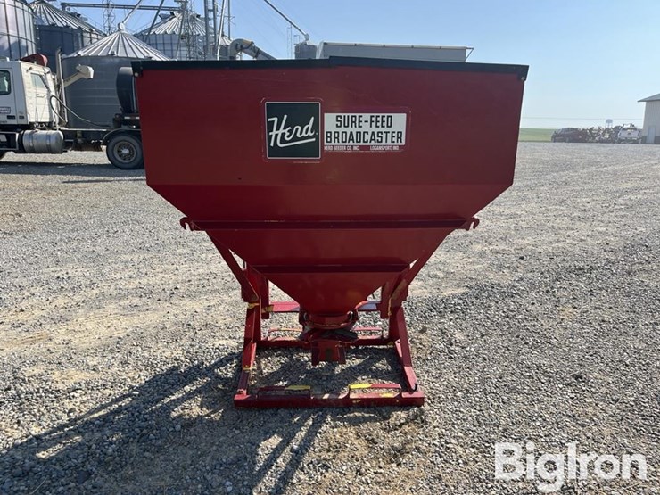 2440-herd-2440-image-3