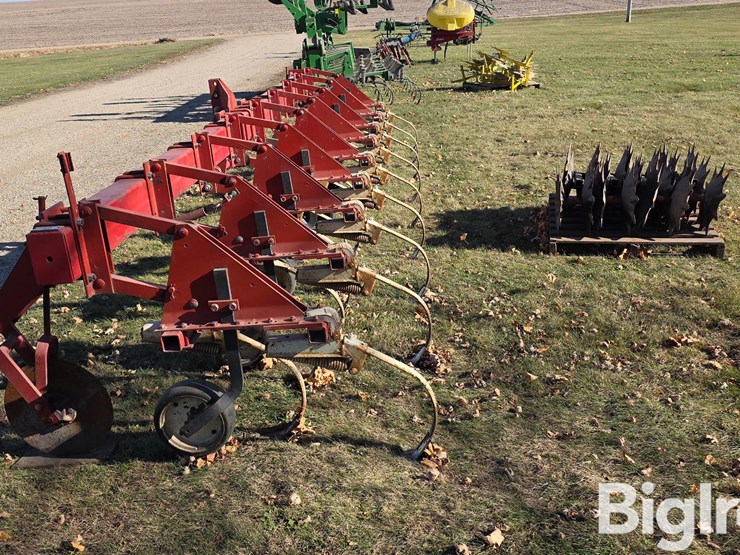 international-133-image-8