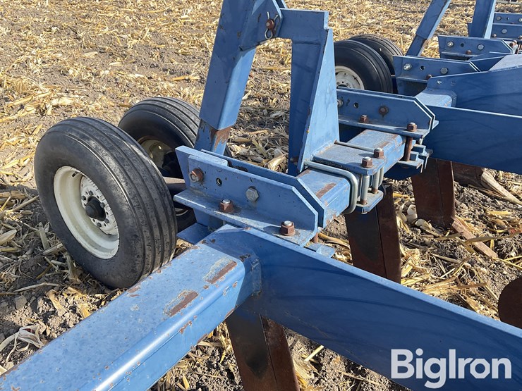 blu-jet-7-shank-sub-soil-tiller-image-15