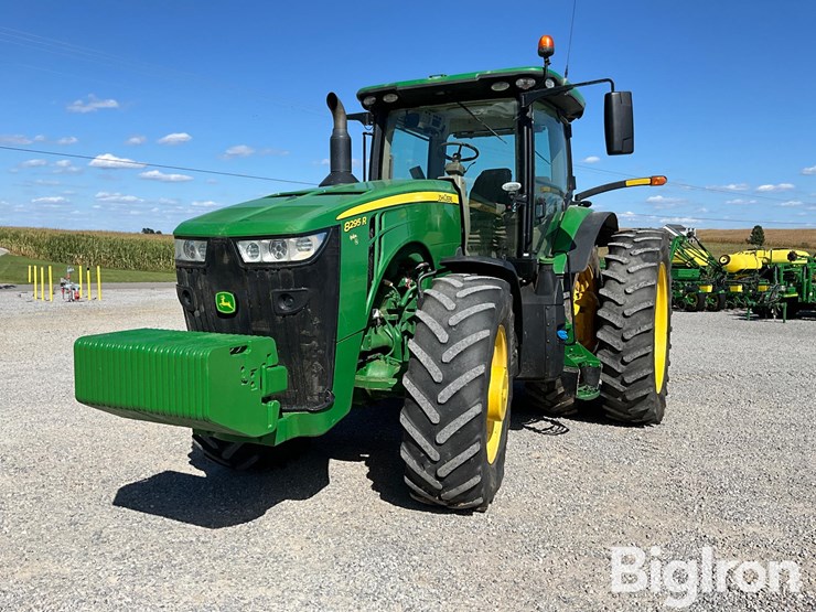 2019-john-deere-8295r-image-1