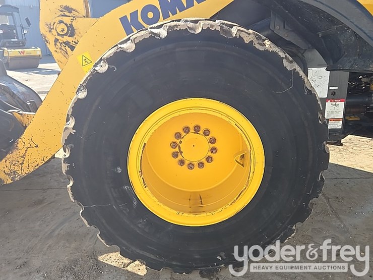 2018-komatsu-wa200-8-image-14