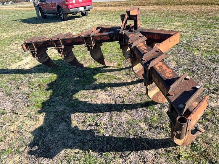 7-shank-v-ripper-locate-at-107-jernigan-swamp-rd-ahoskie-north-carolina-image-3