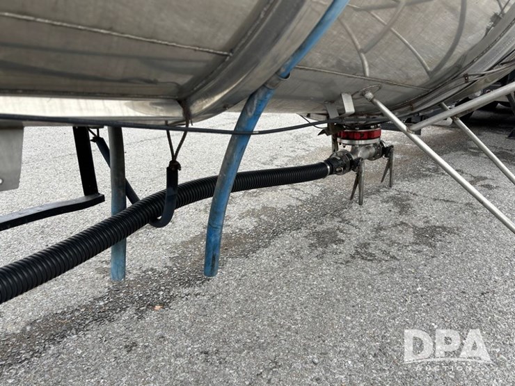 1982-trailmobile-trailer-image-61