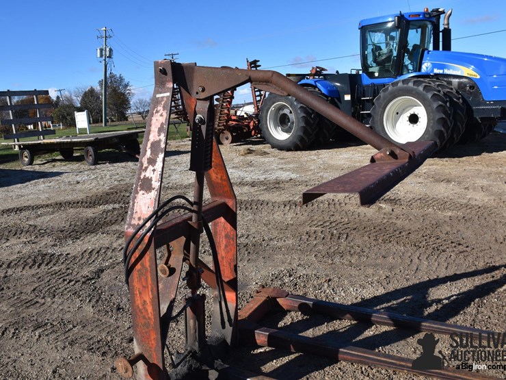 heston-3-pt-bale-mover-image-10