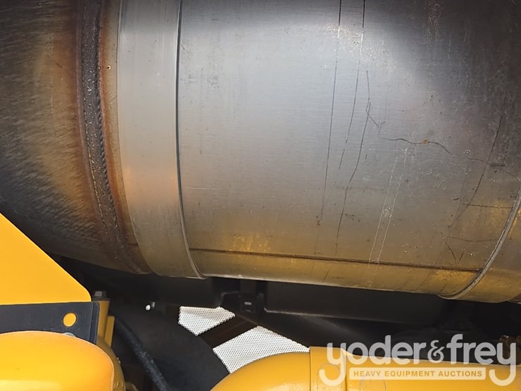 2019-deere-850l-wlt-image-60