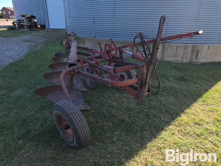 4-bottom-plow-image-3