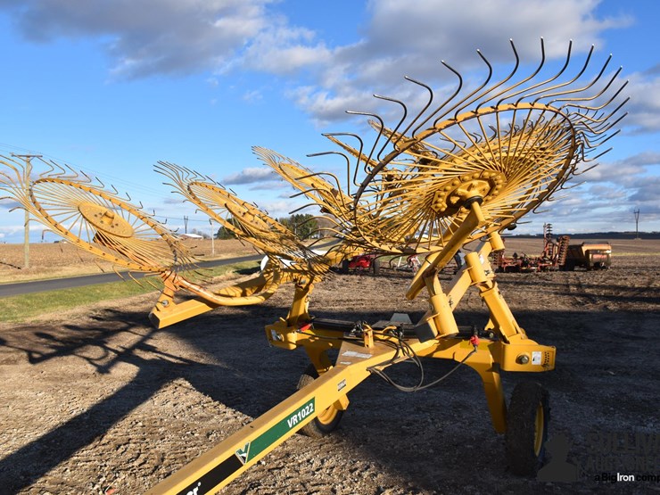 2013-vermeer-vr1022-image-11