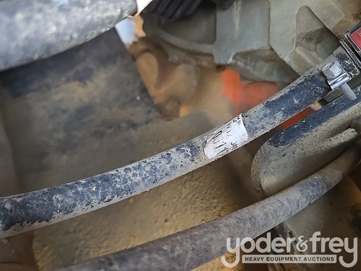 2016-sky-trak-8042-image-104