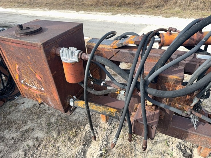 roanoke-g195-image-48