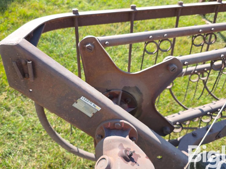 new-holland-s55-image-9