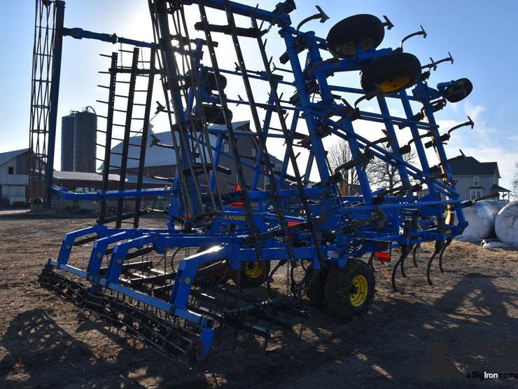 2014-landoll-9630-image-5