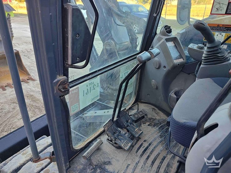 2019-deere-85g-image-23