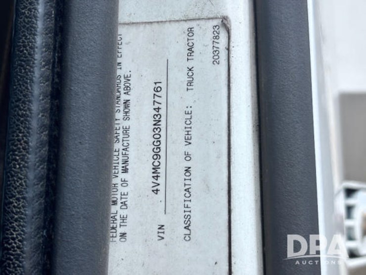 2003-volvo-10-image-88