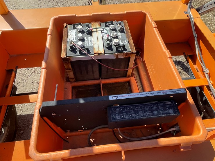 #6323-•-2020-solar-tech-arrow-board-(trailer-#37192),-(no-title)-image-9