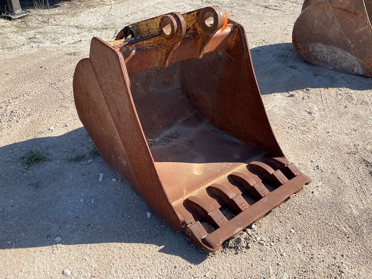#6339-•-excavator-bucket-image-2