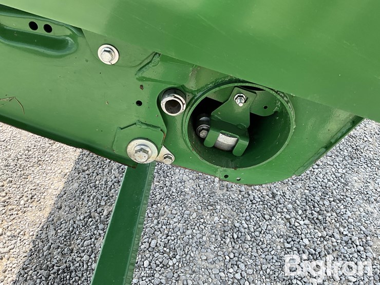 2024-john-deere-rd45f-image-12