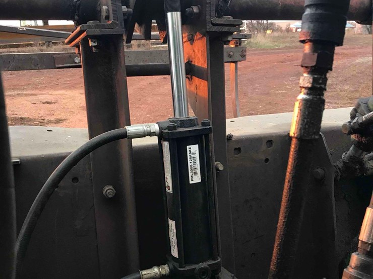 john-deere-4430-image-12