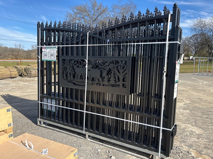 #18-•-(1)-20’-set-of-deer-entrance-gates-image-1