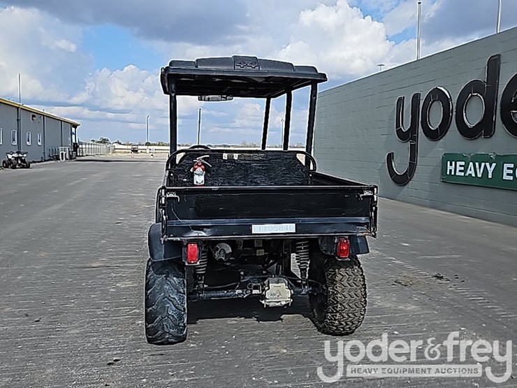 2021-club-car-carryall-1700-image-4