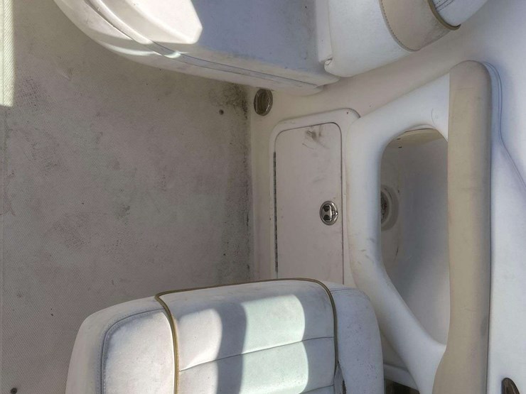 2003-sea-ray-slx-29'-image-31