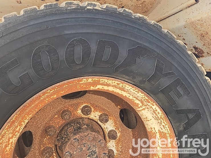 2015-international-4300-sba-image-32