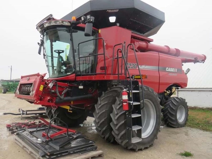 2013-case-ih-7230-image-1
