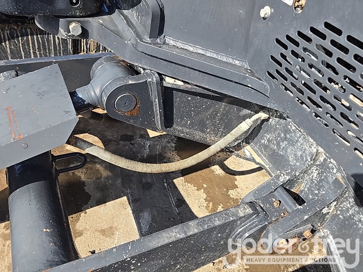 2022-yanmar-vio80-image-43