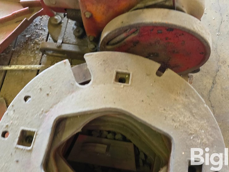 international-15-image-15