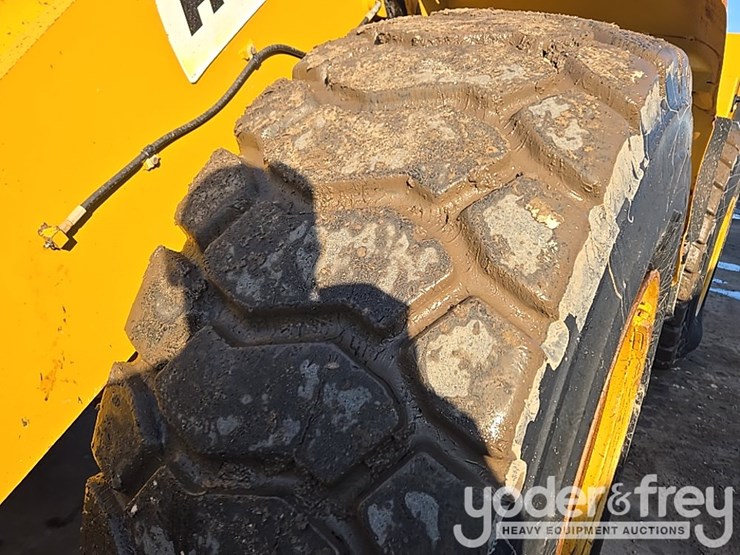 2016-caterpillar-950m-image-15