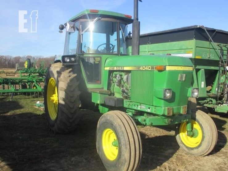 john-deere-4040-image-4