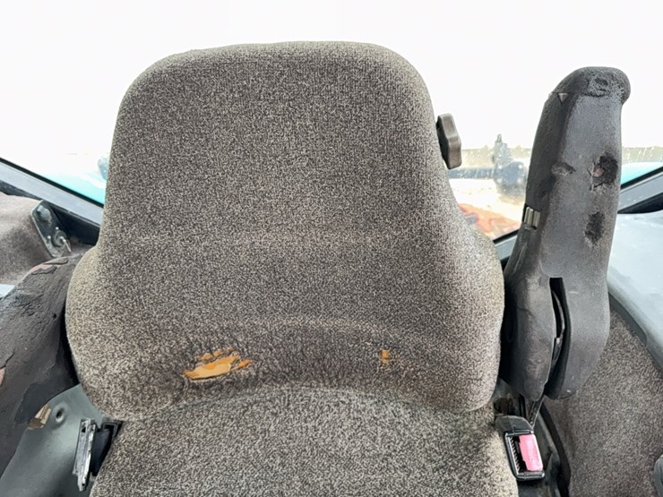 new-holland-8770-image-117