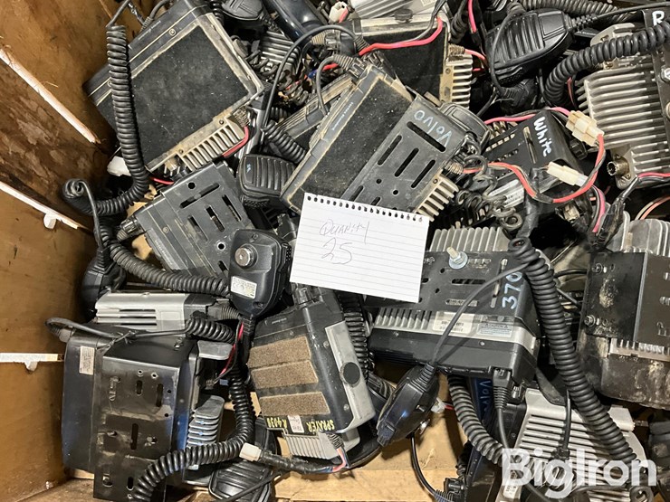 2-way-radios-image-7