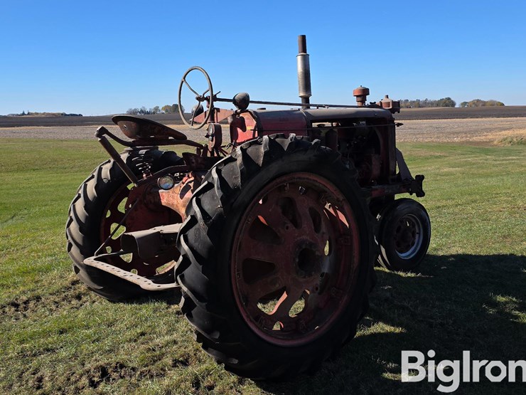1938-farmall-f-20-2wd-tractor-image-5