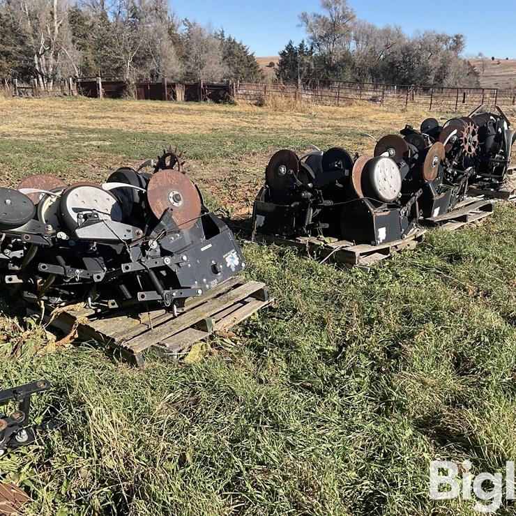 Kinze Front Mounted Row Units