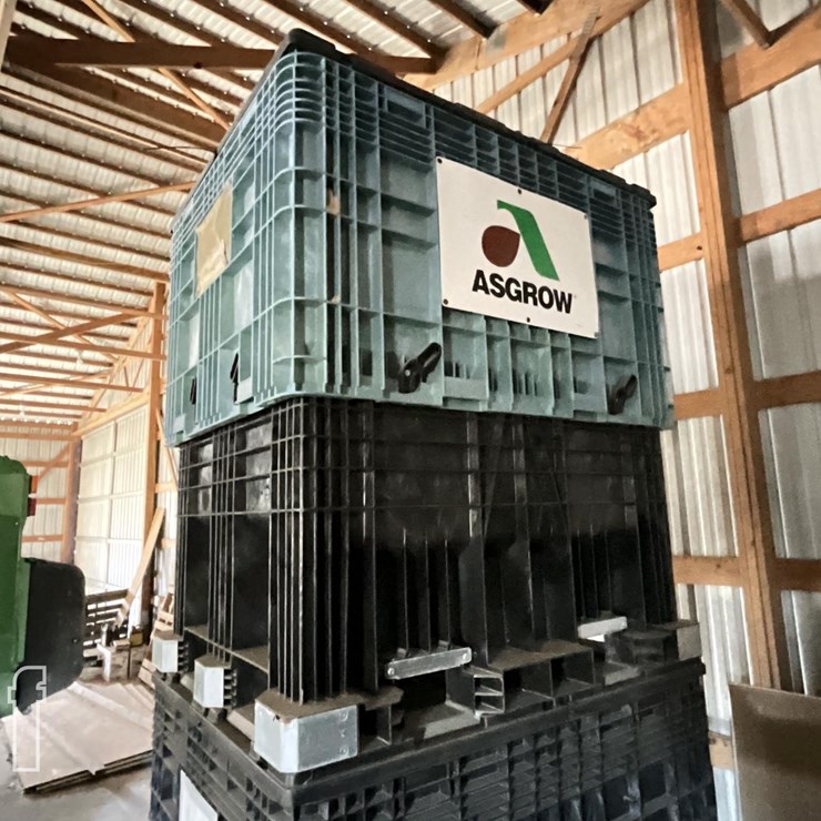 UNKNOWN SEED PRO BOXES