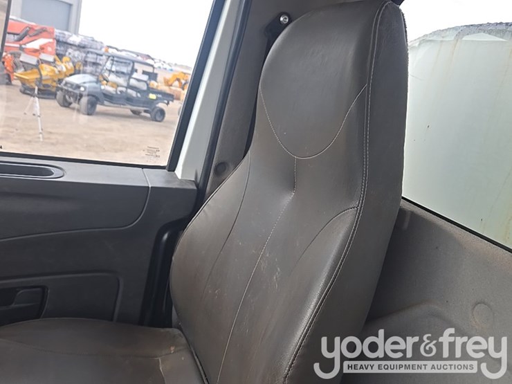 2015-international-4300-sba-image-109