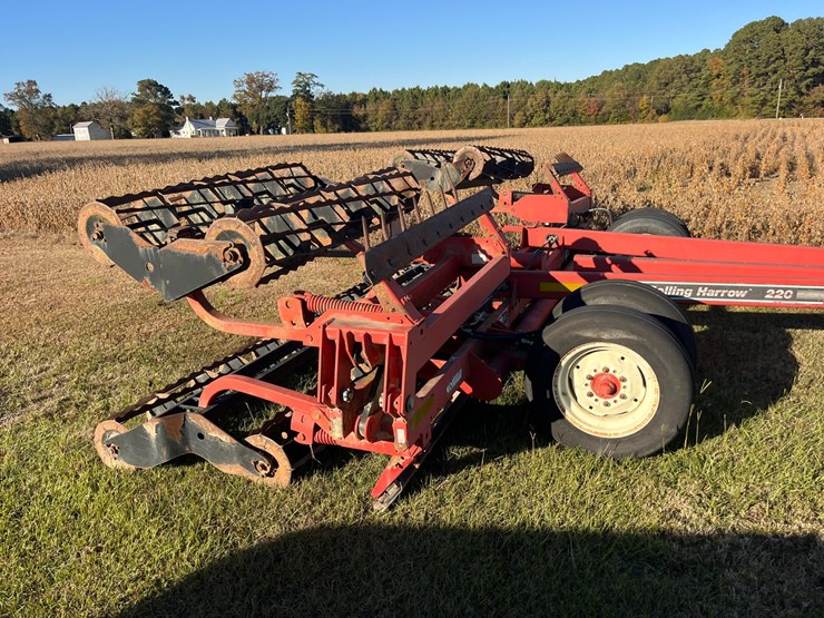 univerferth-220-rolling-harrow,-22’-folding,-located-at-276-jonestown-rd-snow-hill-nc-call-252-531-8061-for-more-info.-image-9