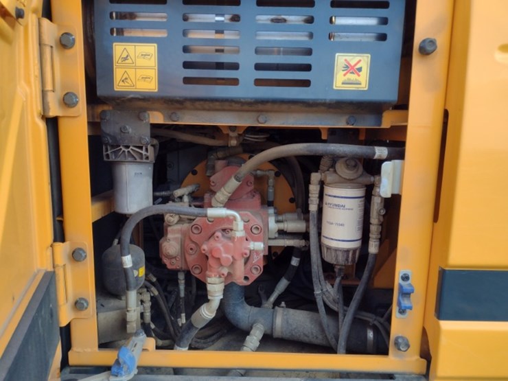 20-hyundai-hx140-lc-image-42