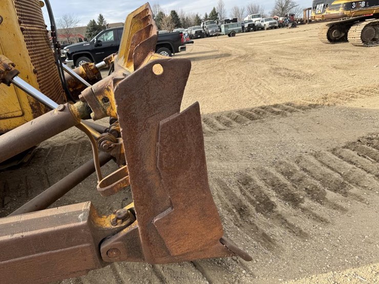 caterpillar-d8h-image-21