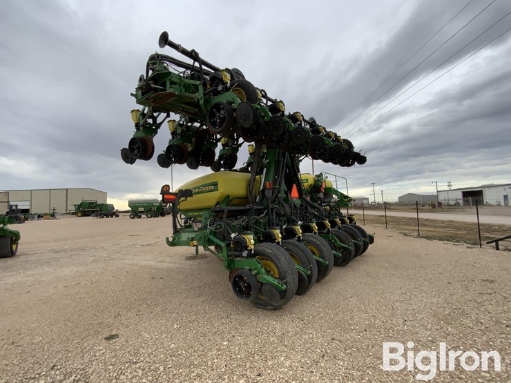 2010-john-deere-dr18-image-7