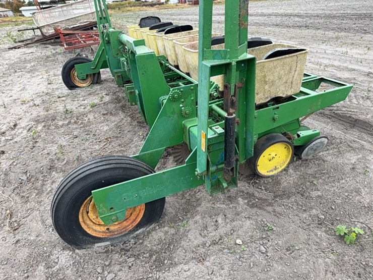 john-deere-7100-image-5